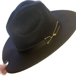 Black hat